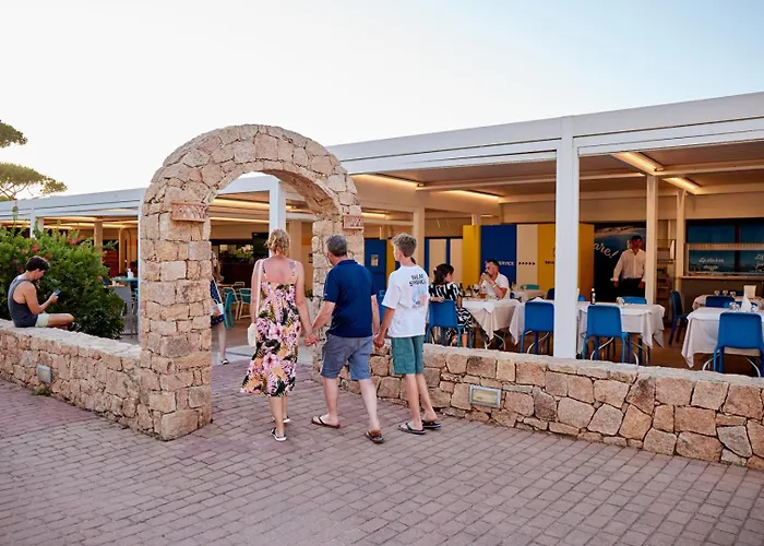 Glamping Aglientu ラグジュアリーテント