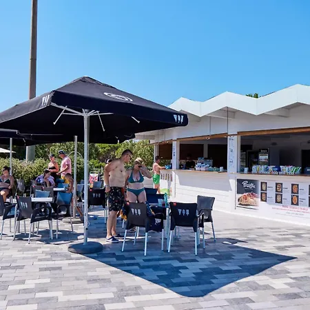 Οργανωμένο κάμπινγκ Glamping Aglientu Vignola Mare